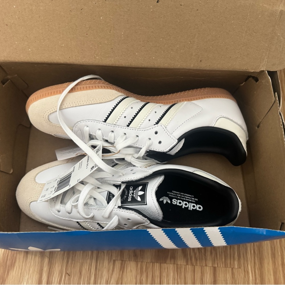 Adidas OG Sambas size 5/ Women's 7